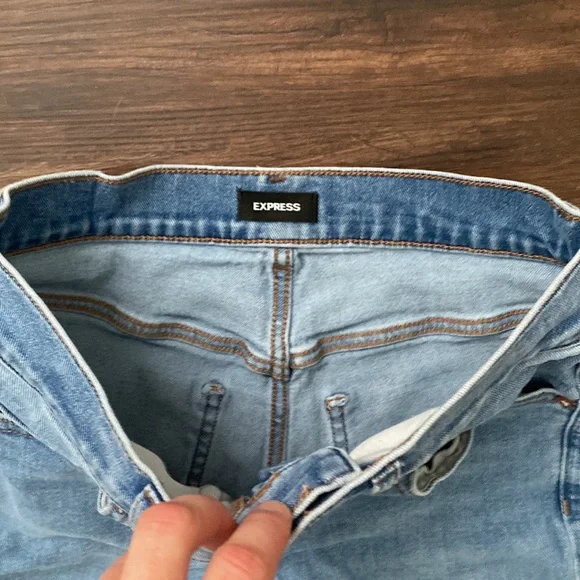 Express Jeans Slim High Rise - Picture 3 of 7